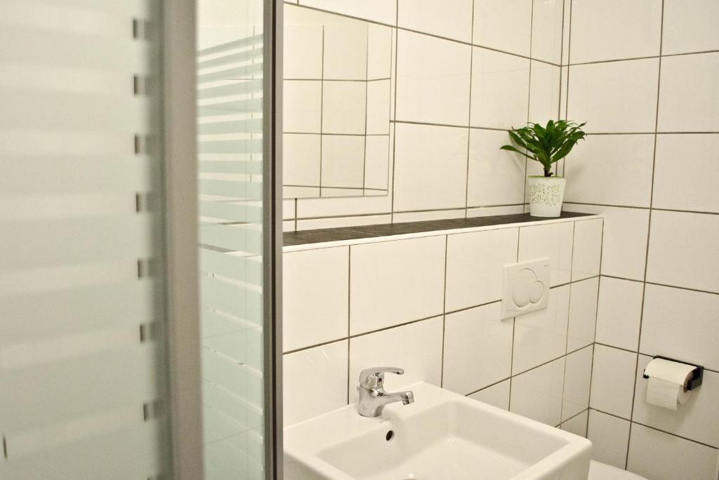 Hostel Nanina Грёбенцелль Номер фото